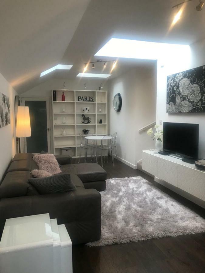 The Apartment 9 Comely Park Dunfermline Bagian luar foto